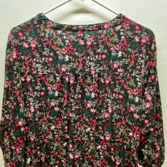 Torrid Babydoll Zip Front Top Women's 2 Black Floral 3/4 Sleeve Roll Tab Stretch - Picture 7 of 13